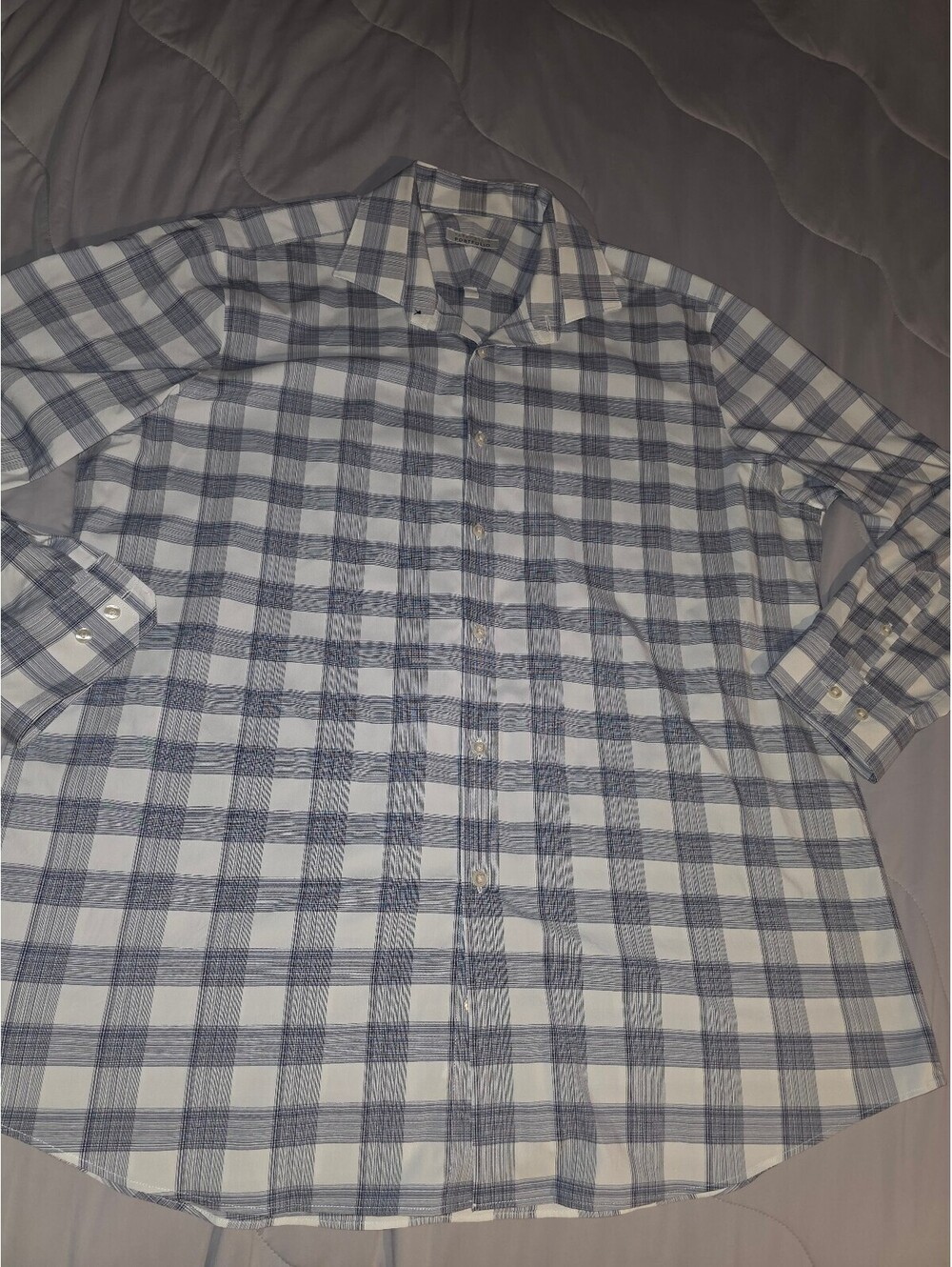 Perry Ellis Men's PORTFOLIO Plaid Dress Shirt Polyester Blue size 17 1/2 34/35